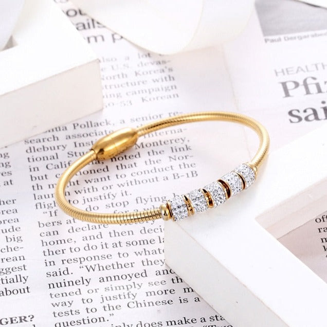 Magnetic Luck Bracelet Gold