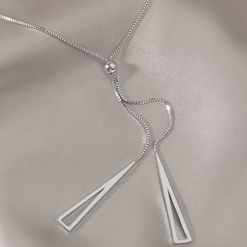 Graceful Necklace Silver