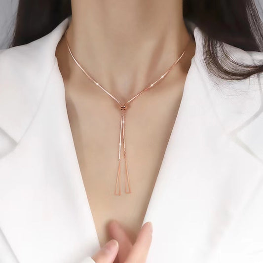 Graceful Necklace Rose Gold